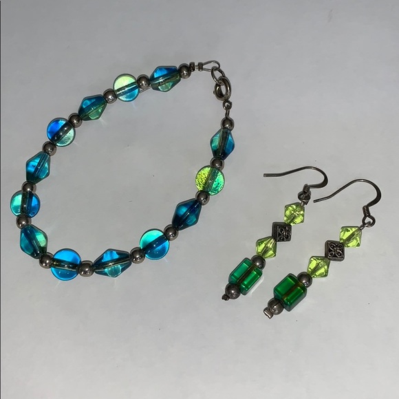 5/$20 Bracelet & Earring Set Handmade With Glass Beads - Picture 2 of 2